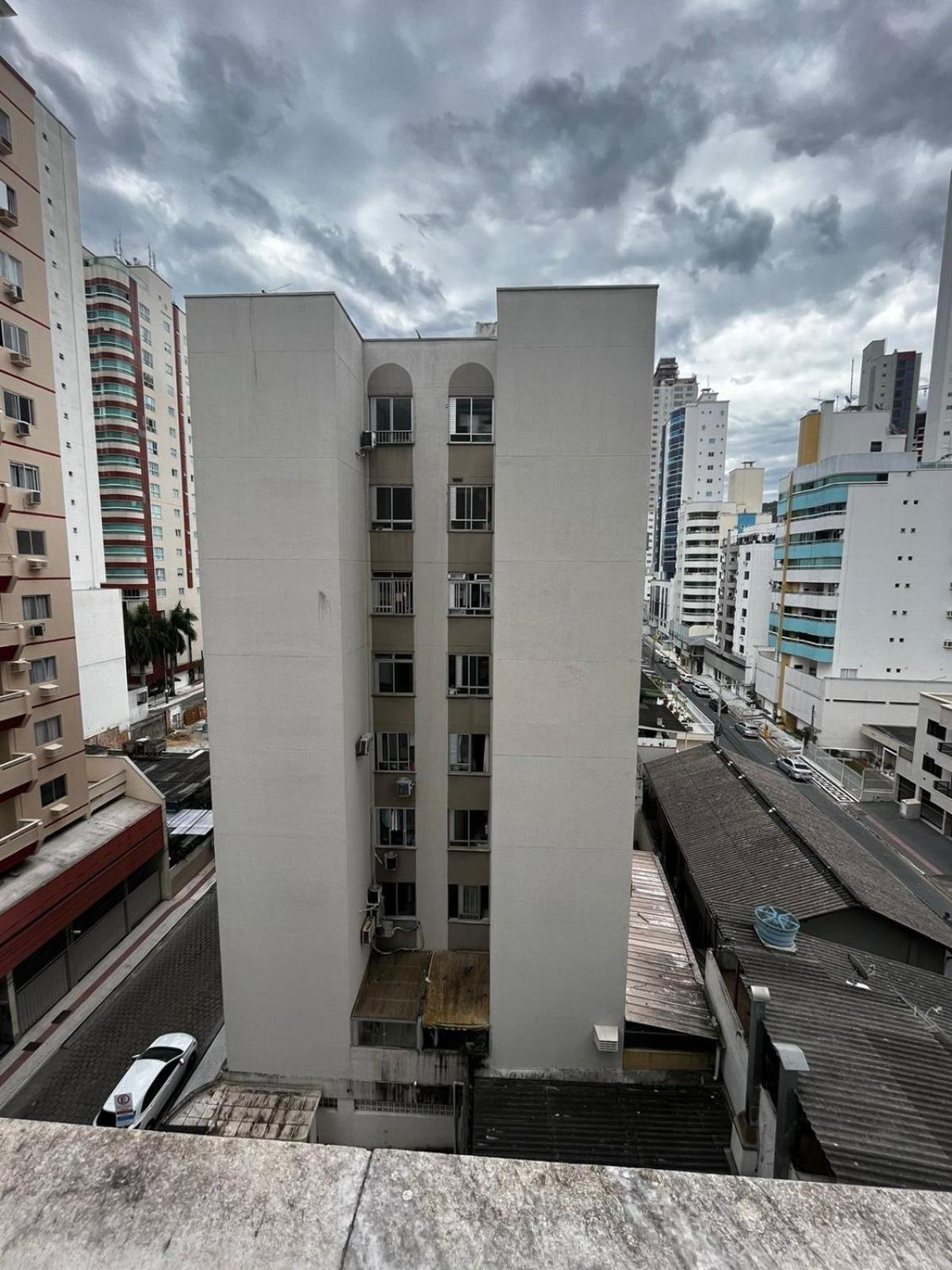 Apartamento Central Proximo Da Praia E Atlantico Shopping บัลเนอาริโอ กังโบริว ภายนอก รูปภาพ