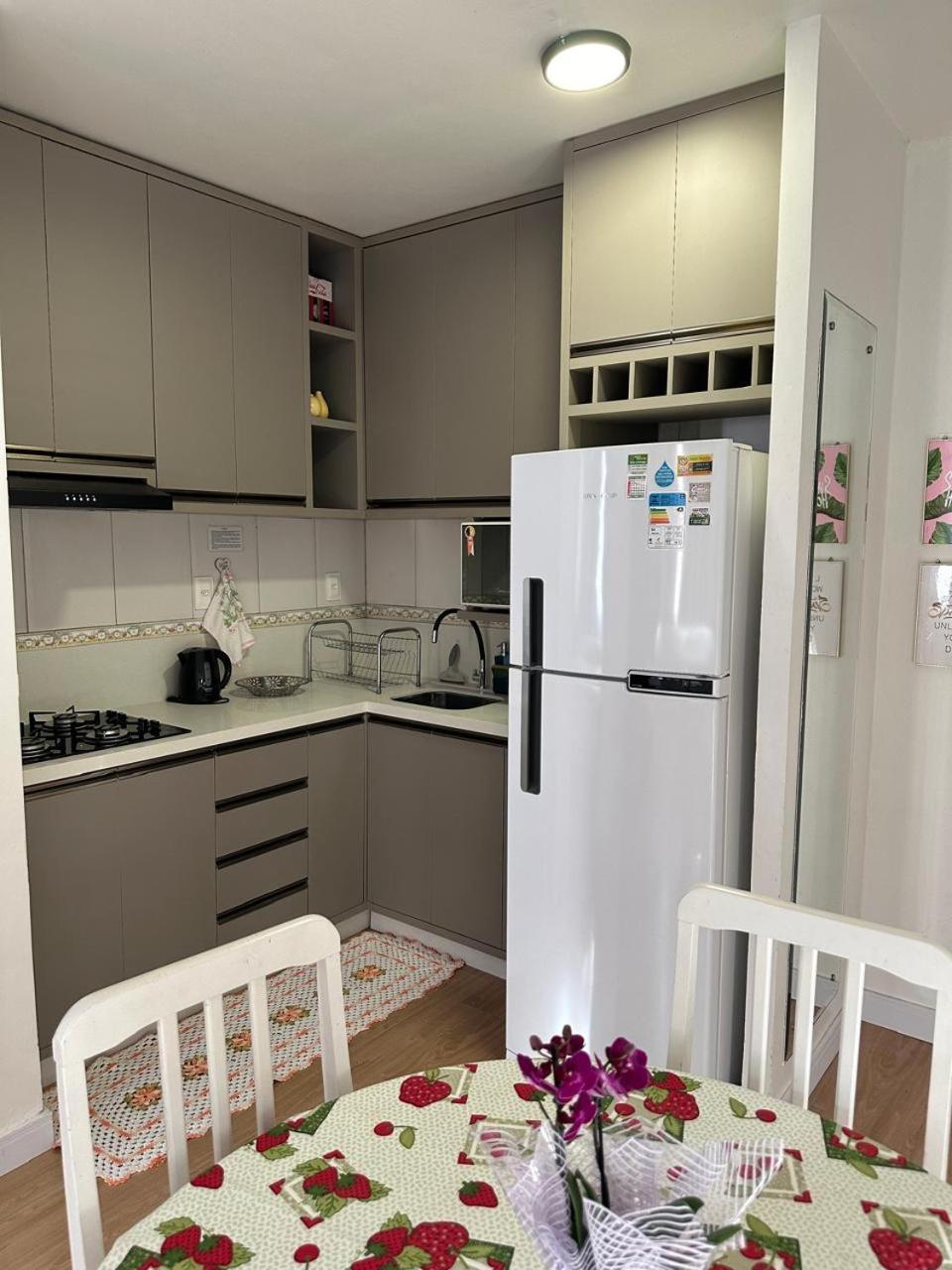 Apartamento Central Proximo Da Praia E Atlantico Shopping บัลเนอาริโอ กังโบริว ภายนอก รูปภาพ